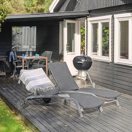 Stunning In Vaeggerlose With Wifi בית נופש *